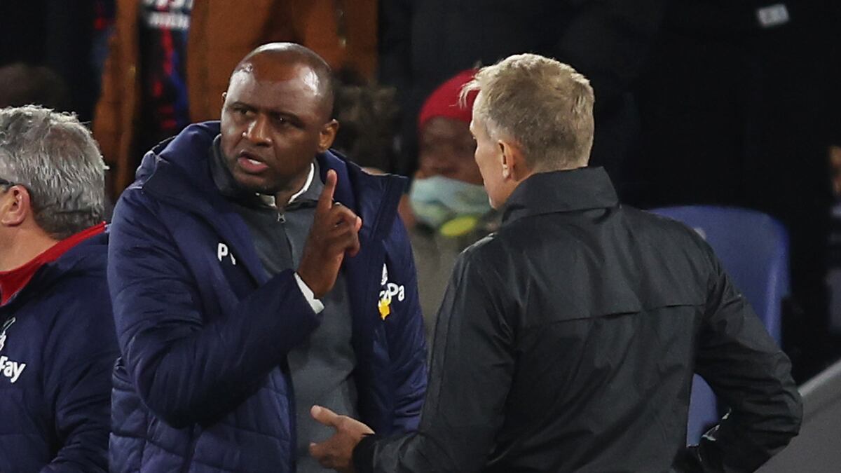 Patrick Vieira, en el ojo del huracán por agredir a aficionado del Everton