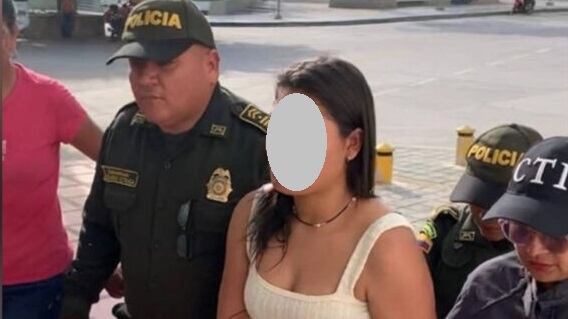 Captura de mujer acusada de apuñalar a su ex.