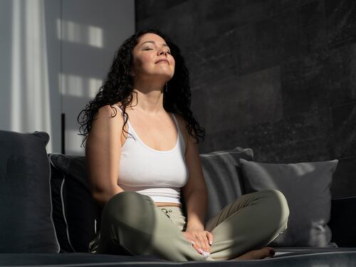 Vivir en piloto automático: cómo recuperar claridad y tomar decisiones más conscientes