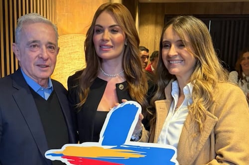 “Para mi eres poderosa”, Sara Uribe es blanco de críticas por su entrevista a la candidata Paloma Valencia