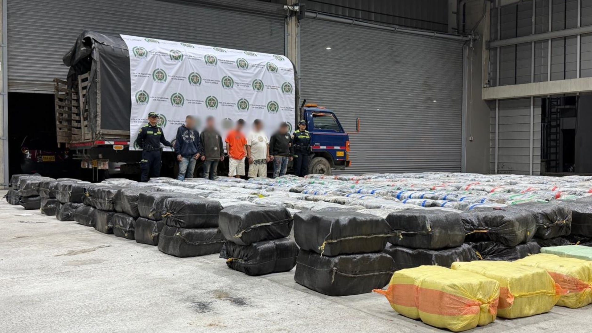 Camión con cinco toneladas de marihuana fue incautado en Medellín