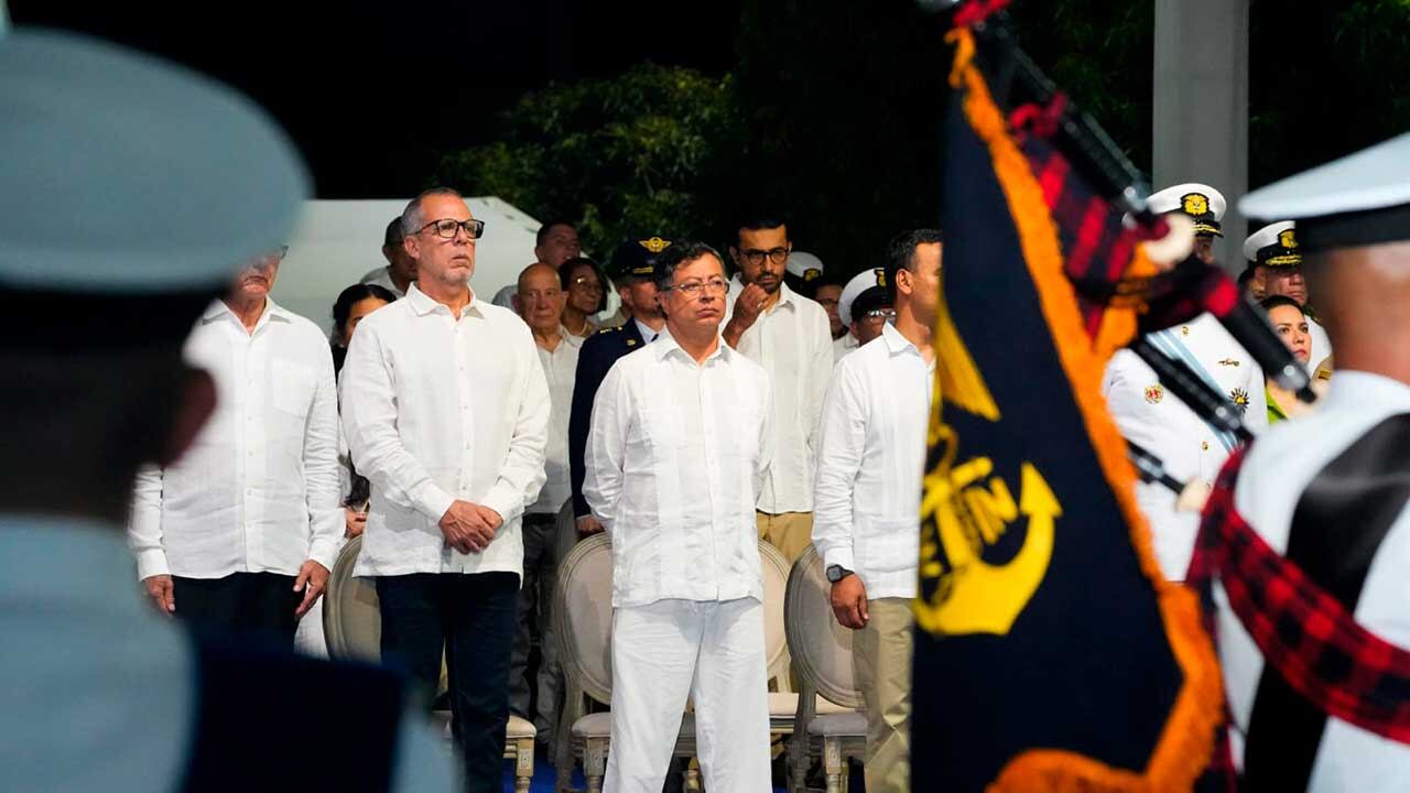 Petro sobre los nuevos buques realizados en Colombia.