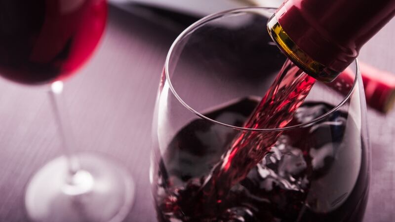 Fantini produce vino en 7 regiones italianas más España (Castilla la Mancha) y además exporta a más de 90 países.