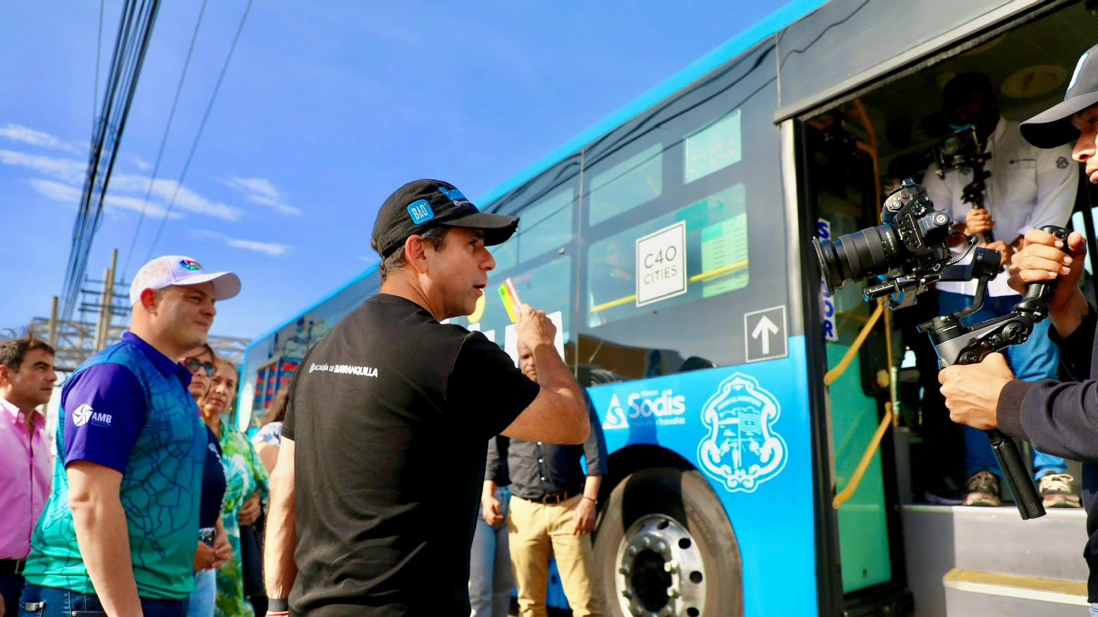 Arrancó plan piloto de buses eléctricos que rodarán con Transmetro en Barranquilla.