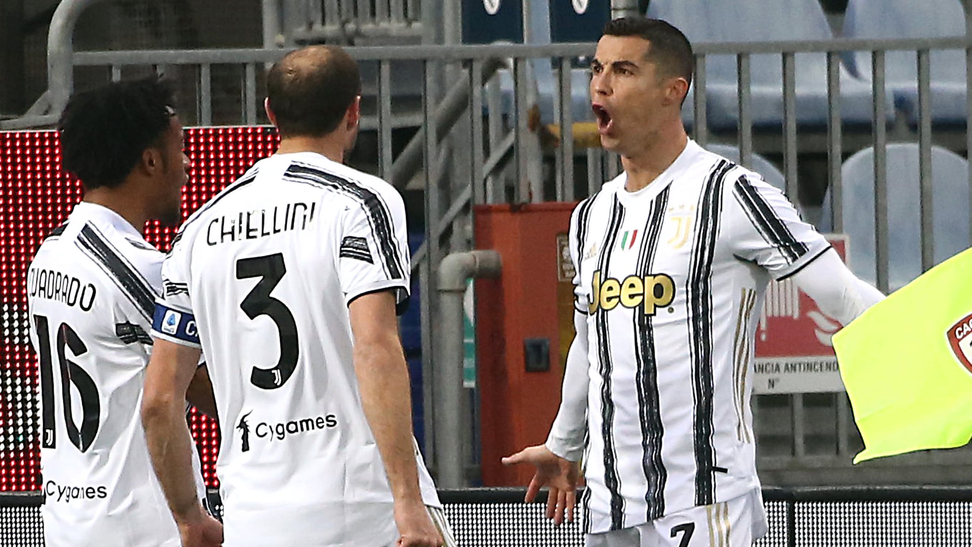 Hat-trick de Cristiano Ronaldo en Cagliari vs Juventus