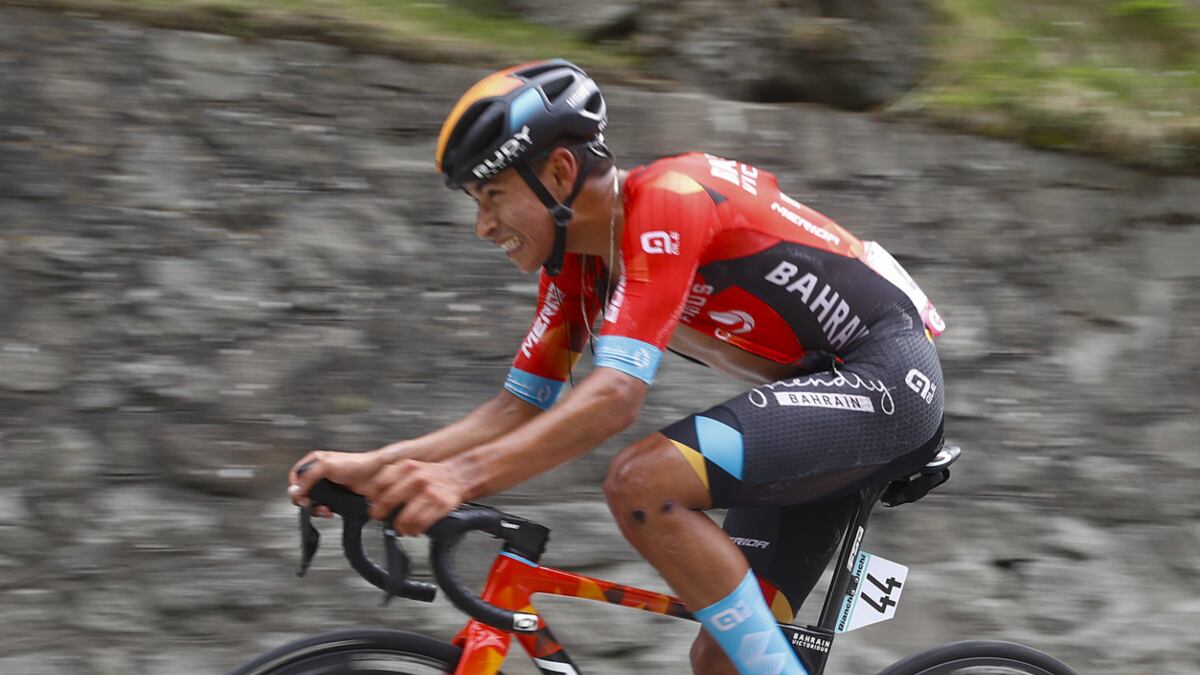 Santiago Buitrago pide calma e ir paso a paso, tras ganar etapa en el Giro