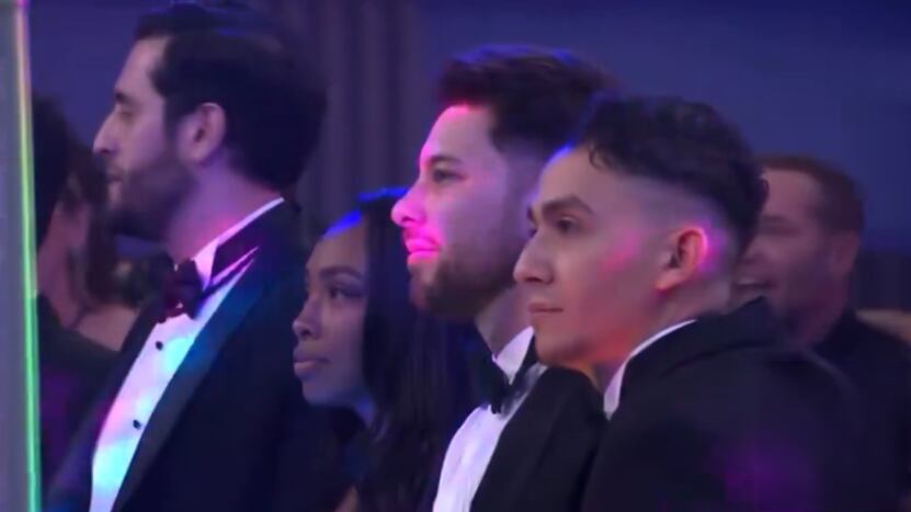 El paso de Julián Trujillo como primer finalista de ‘La Casa de los Famosos’ desató la ira de los seguidores del Team Papilla pues aseguran que es “fraude” de RCN.