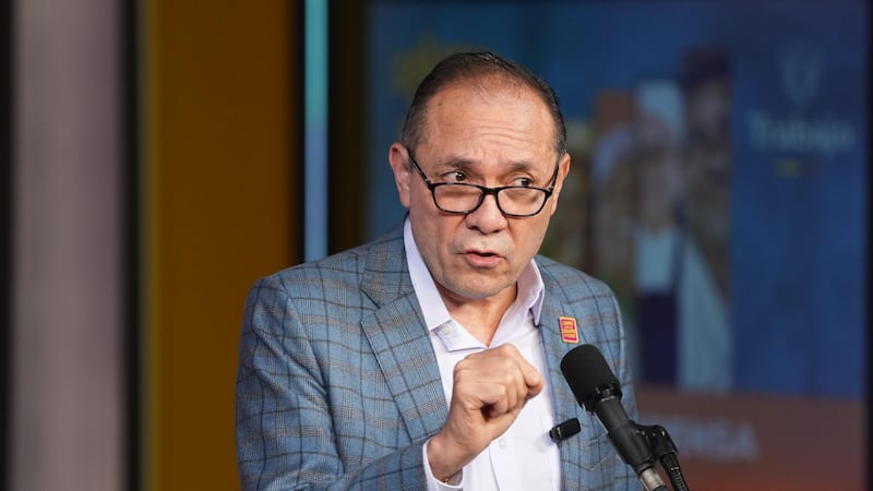 ¿Por qué el salario mínimo se queda en dos millones? Gobierno reveló las razones para no volver a cambiarlo