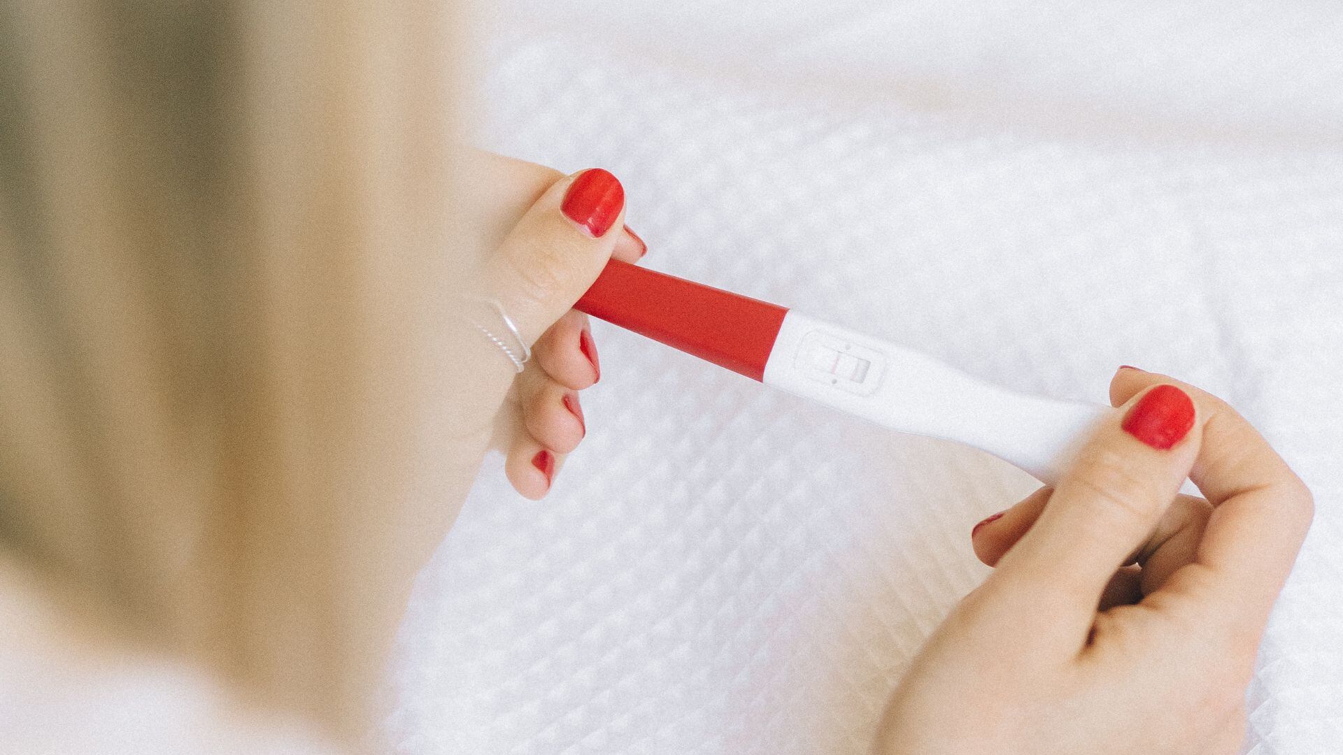 actriz y reina embarazada