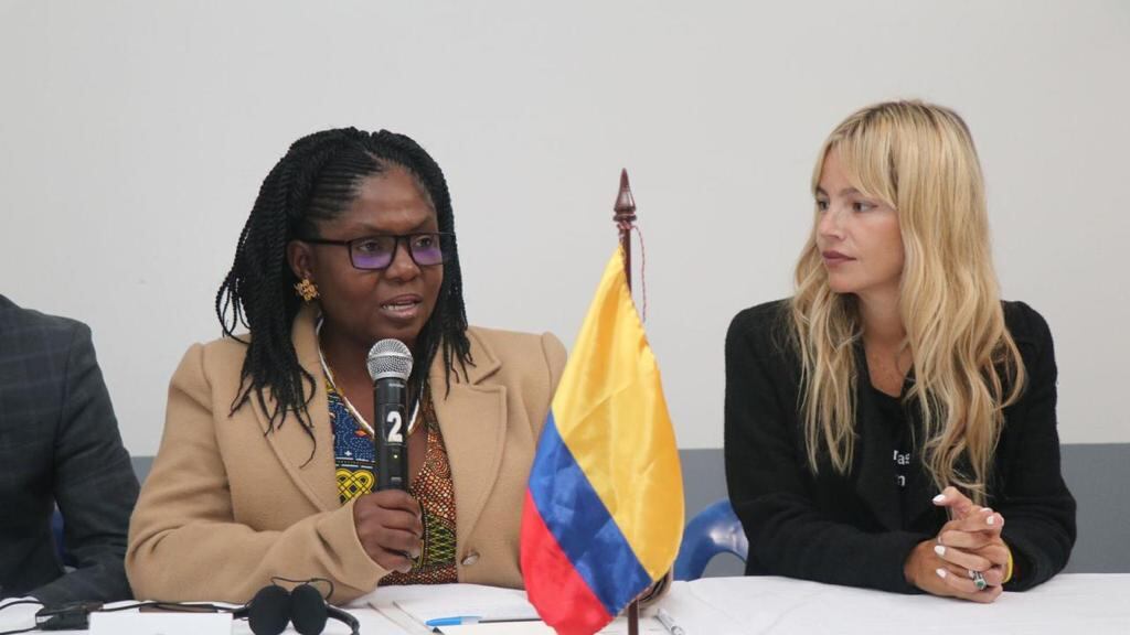 Francia Márquez y Johana Bahamón estuvieron en Cárcel La Modelo hablando de educación