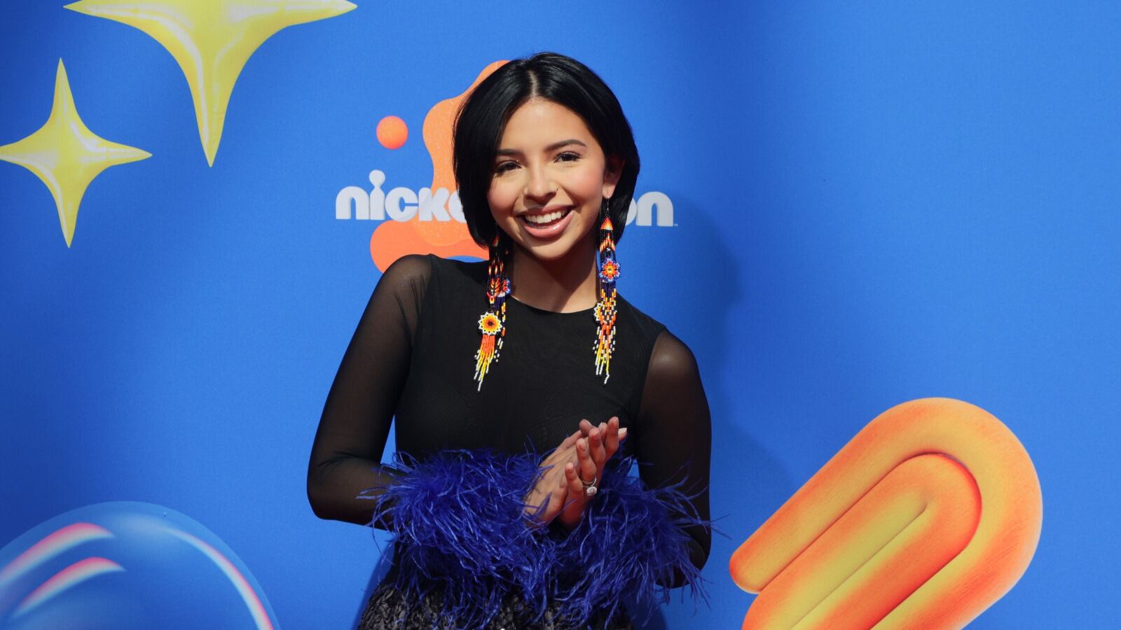 Ángela Aguilar en los Kids Choice Awards