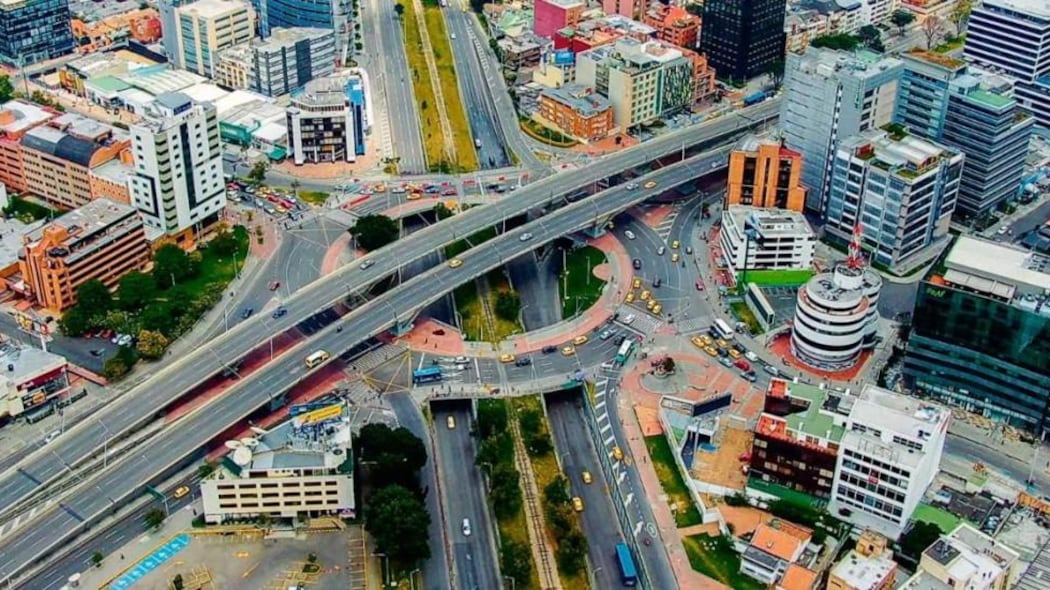 Cierre del puente vehicular en Bogotá.