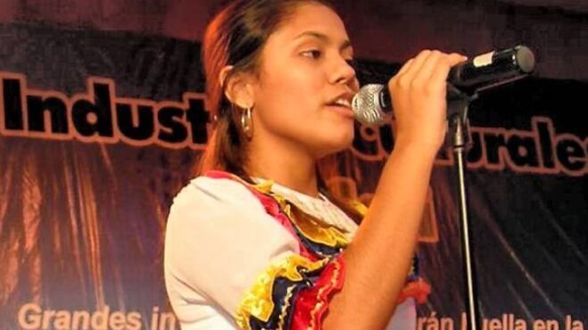 Katiuska Mendoza, joven cantante vallenata fallecida durante una cirugía estética.