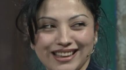 Mon Laferte en el programa La Resistencia