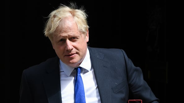 Boris Johnson anuncia su renuncia