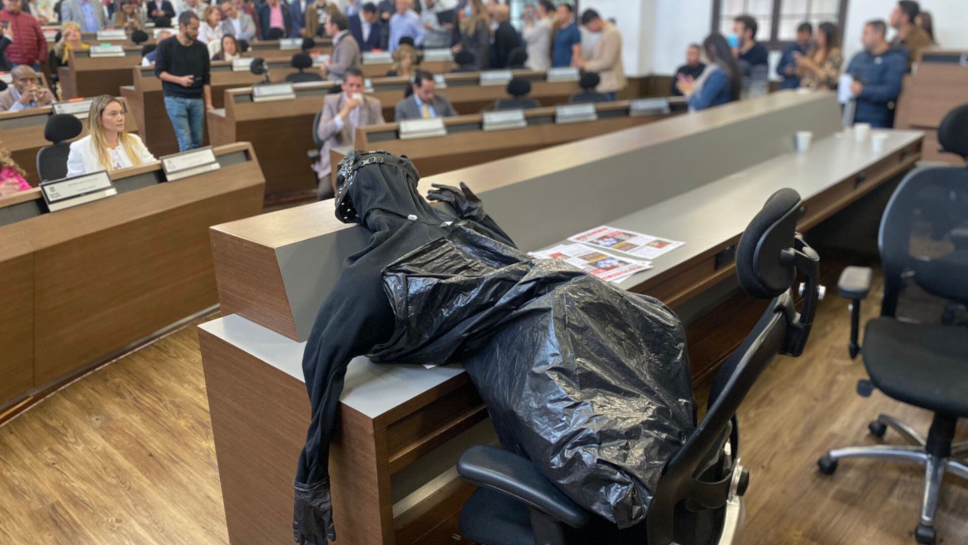 Twitter: Daniel F. Briceño