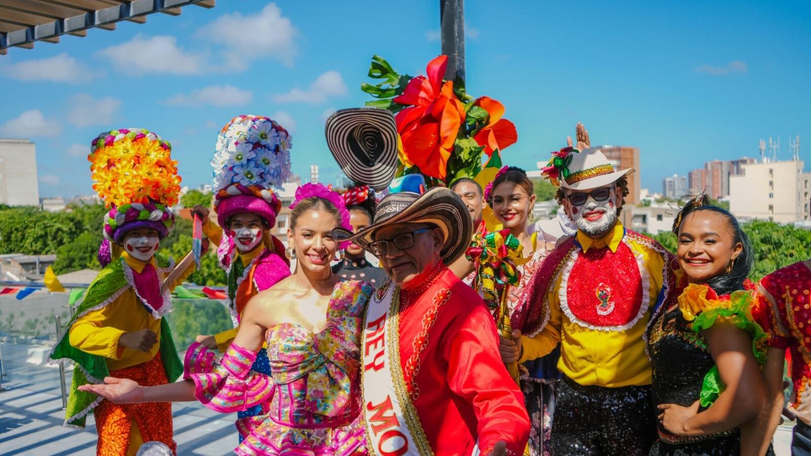 Shakira homenajeada en la Lectura del Bando en el Romelio.