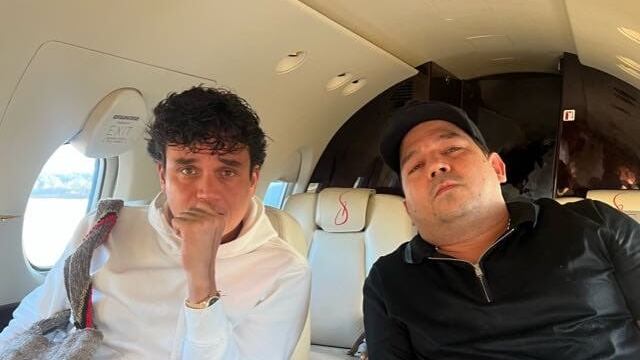 El cantante Silvestre Dangond con su amigo ‘Niko’ Arredondo’.