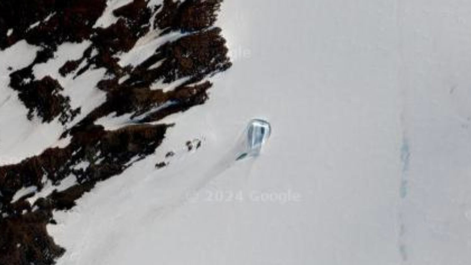 Puerta en la Antártica/Google Maps