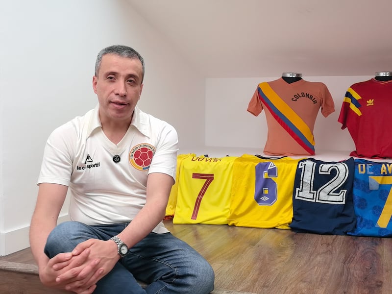 Enrique Delgado: Una charla de fútbol, camisetas y mucha historia