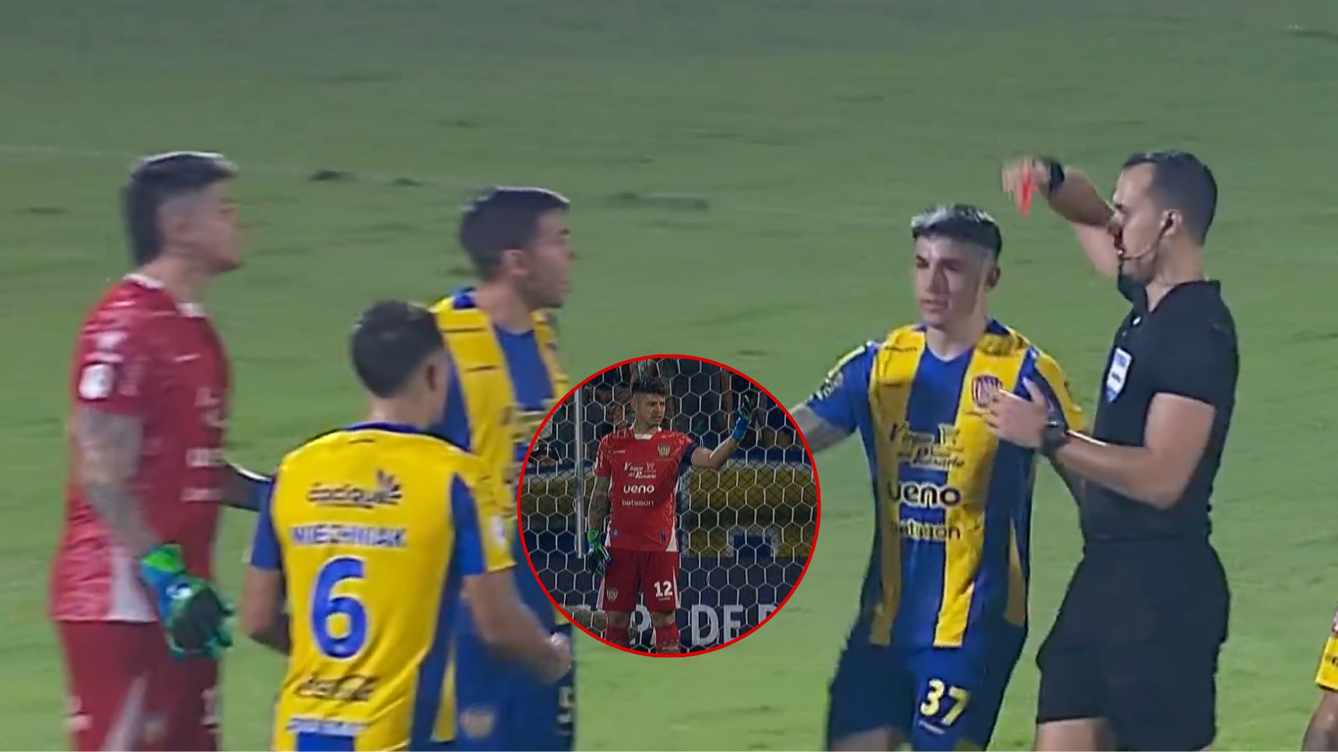 Portero se hizo expulsar por hacerle 'pistola' a un rival - Fotos: Capturas de pantalla de la transmisión oficial tomadas el 1 de abril del 2026