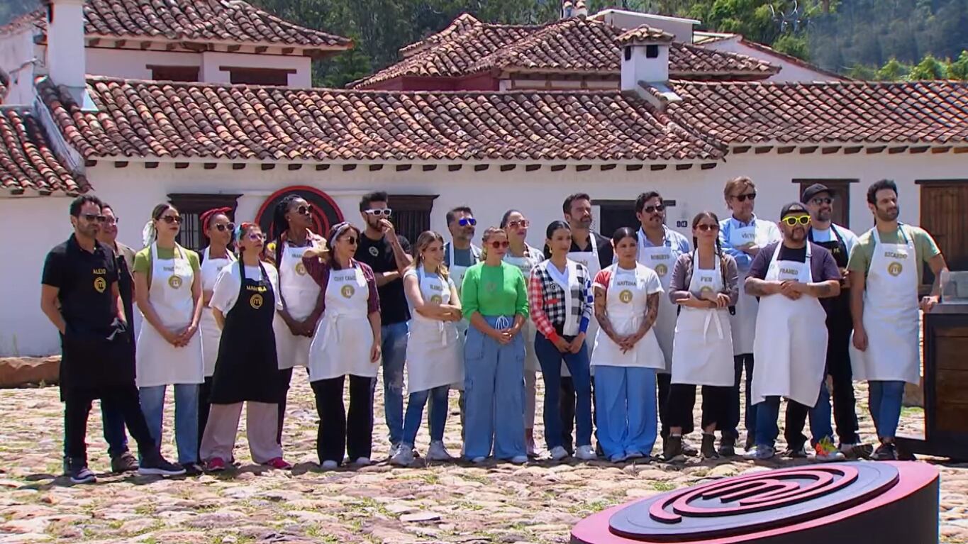 Claudia Bahamón tuvo que aclararle a los televidentes de MasterChef Colombia que la herida del participante fue fuerte y reconocer su valentía.