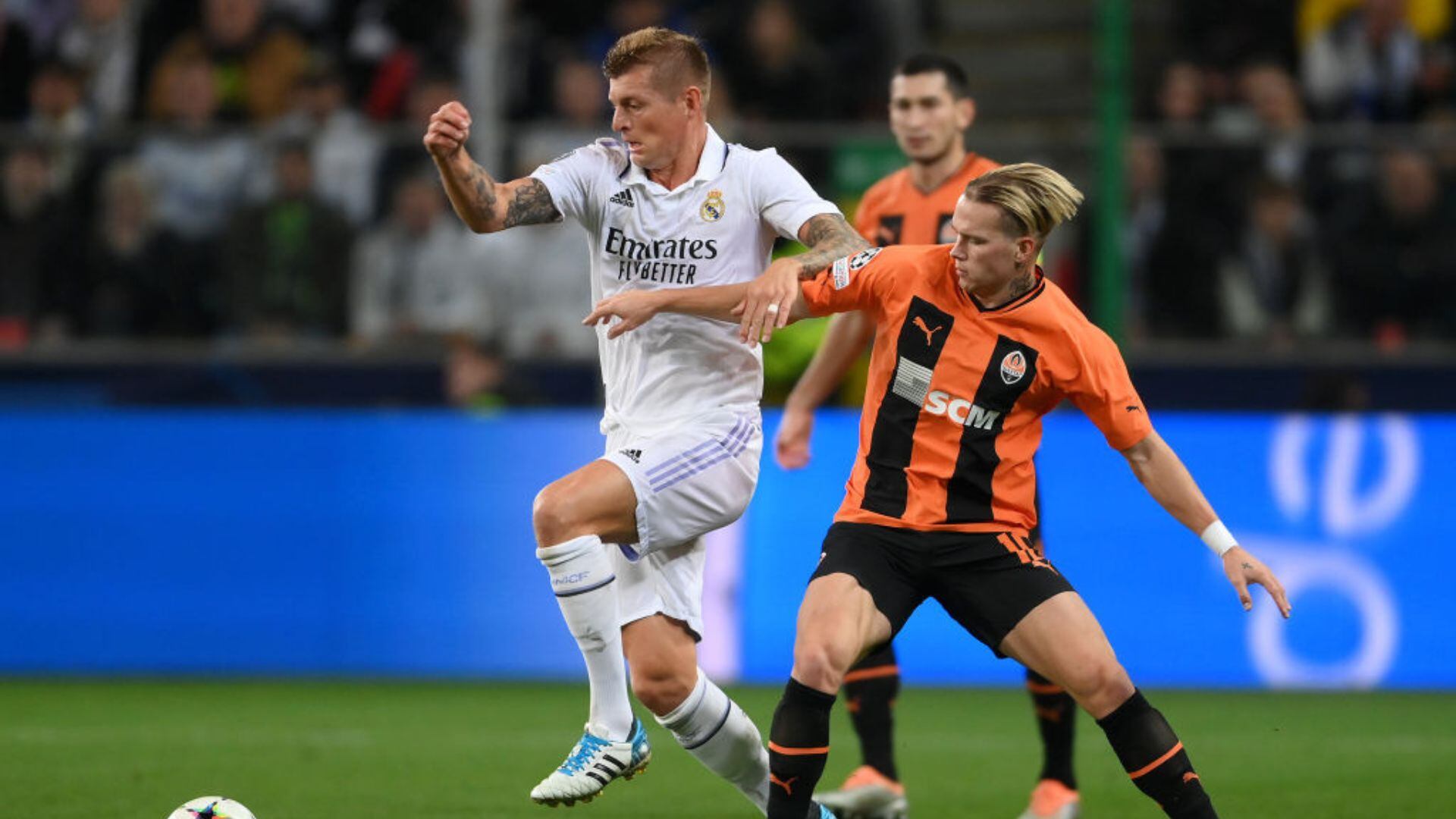 Toni Kroos cuida sus guayos en todo momento y esta semana lo volvió a demostrar.