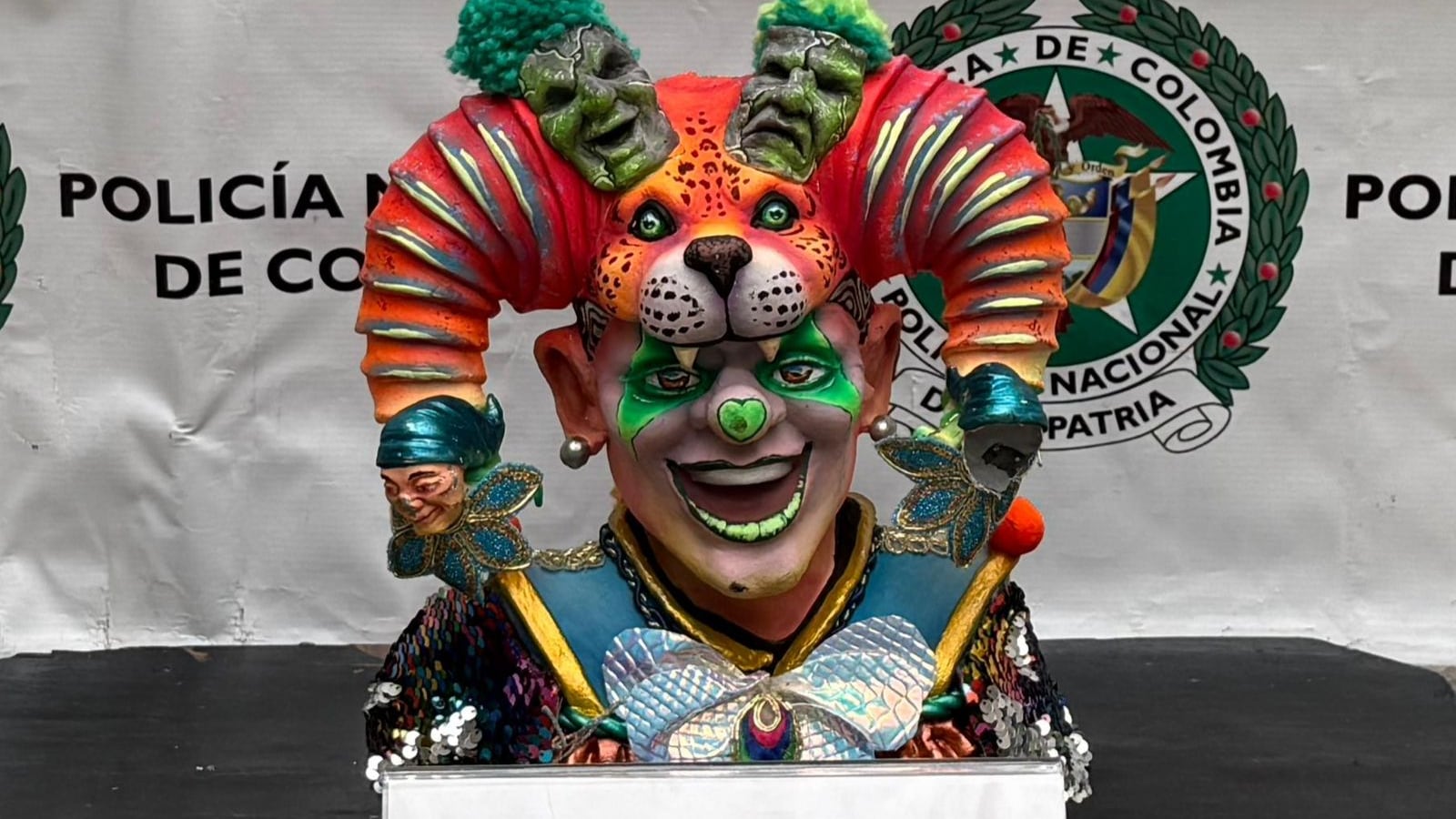 Caninos antinarcóticos lograron incautar tres kilos de cocaína.