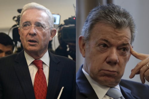 El agarrón entre Juan Manuel Santos y Álvaro Uribe tras entrevista de Gustavo Gómez