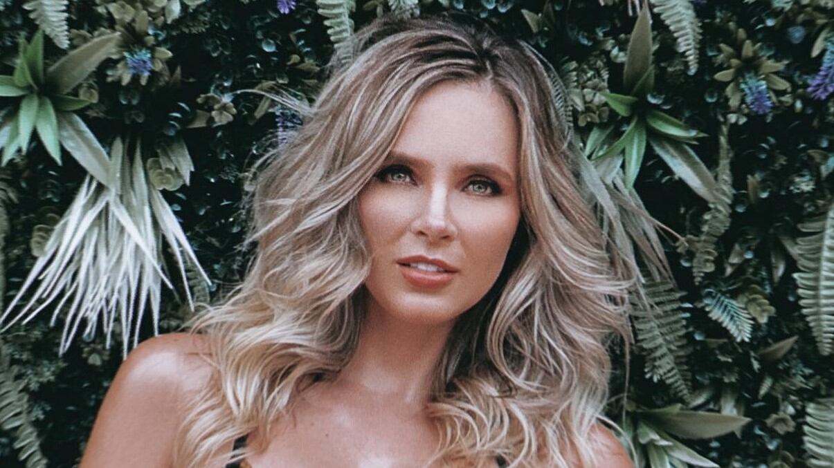 La modelo Elizabeth Loaiza nuevamente fue cuestionada por las cicatrices en sus glúteos tras su situación con los biopolímeros.