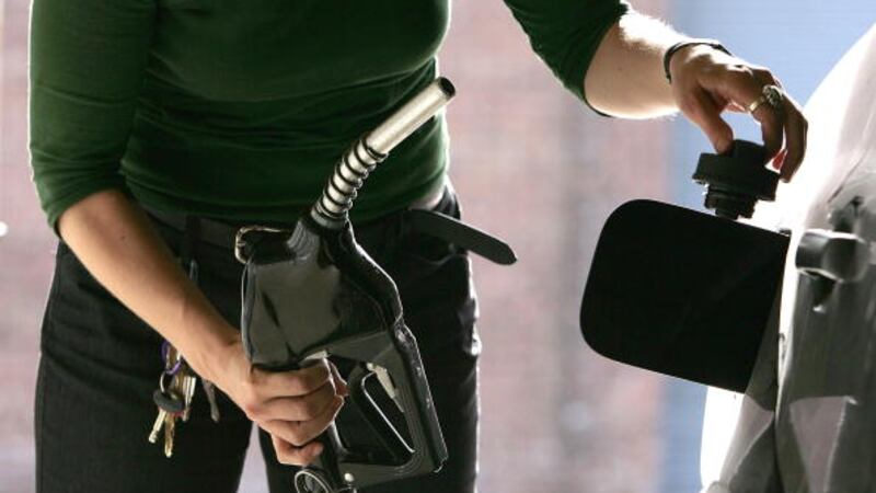 Nuevo incremento en el precio del galón de gasolina: subirá $600 en 2024