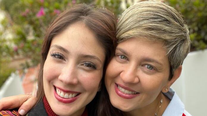 Verónica Alcocer y Diana Osorio, juntas en marcha a favor del Gobierno Petro