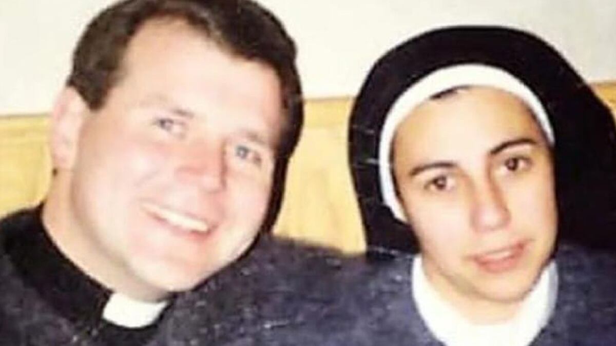 Por ahí dicen que el amor cruza todas las fronteras y la dupla de creyentes son prueba de ello.