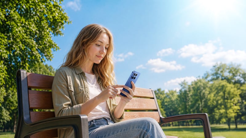 Xiaomi 17T llega a Colombia: cámara Leica profesional y batería para olvidarse del cargador