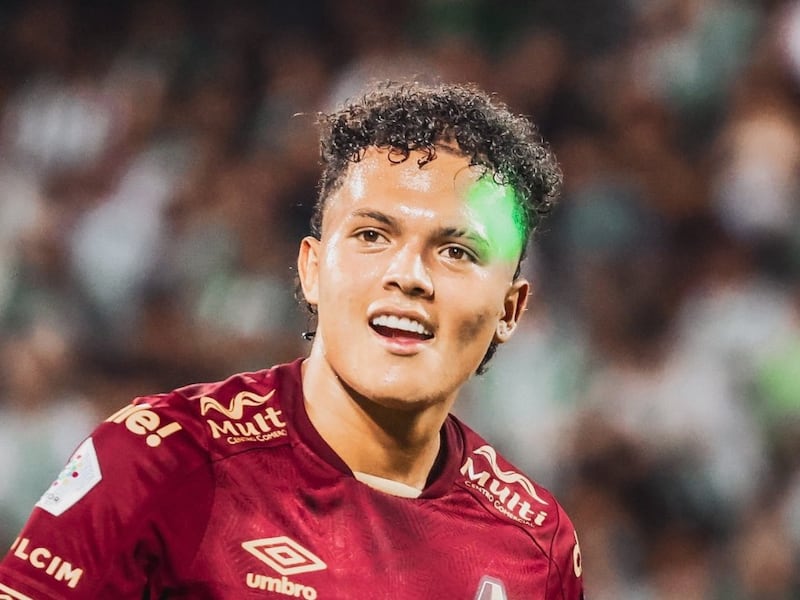 “Te quiero, padre”, Tatay Torres puso a volar a los hinchas de Tolima, tras la eliminación vs Nacional