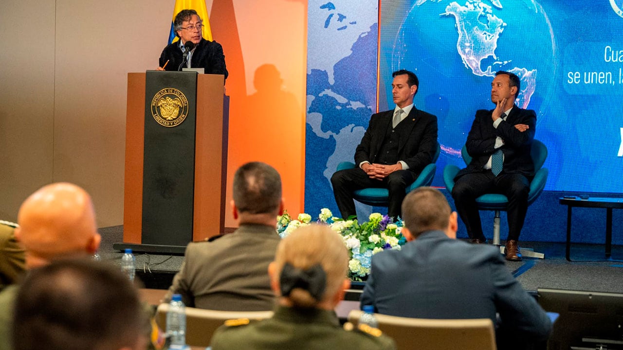 Presidente Petro pide fortalecer con urgencia la coordinación global de las inteligencias policiales en Ameripol