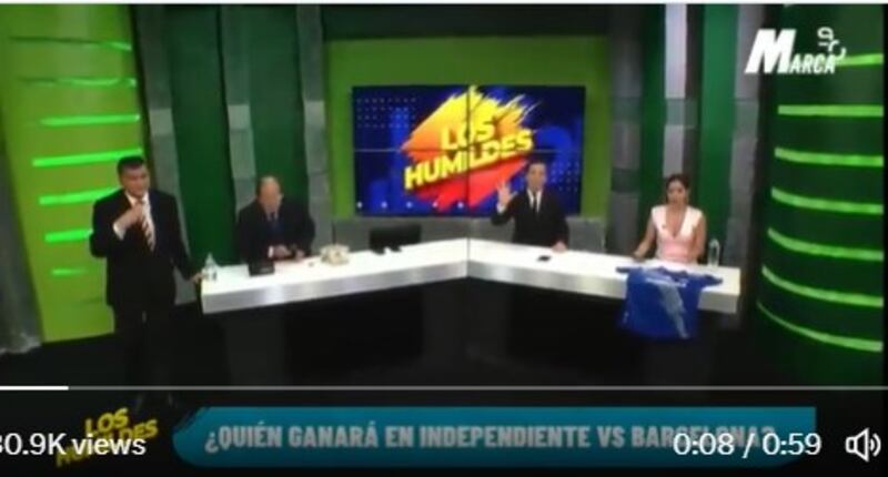 Periodistas sufren con el temblor de 6.5 grados en vivo