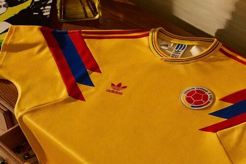 Casi medio millón: Este es el precio de la nueva camiseta de Colombia edición conmemorativa del Mundial de 1990