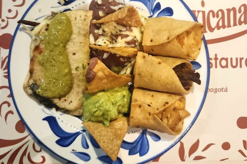 De la serie joyitas de barrio : La Casa Mexicana, en Usaquén
