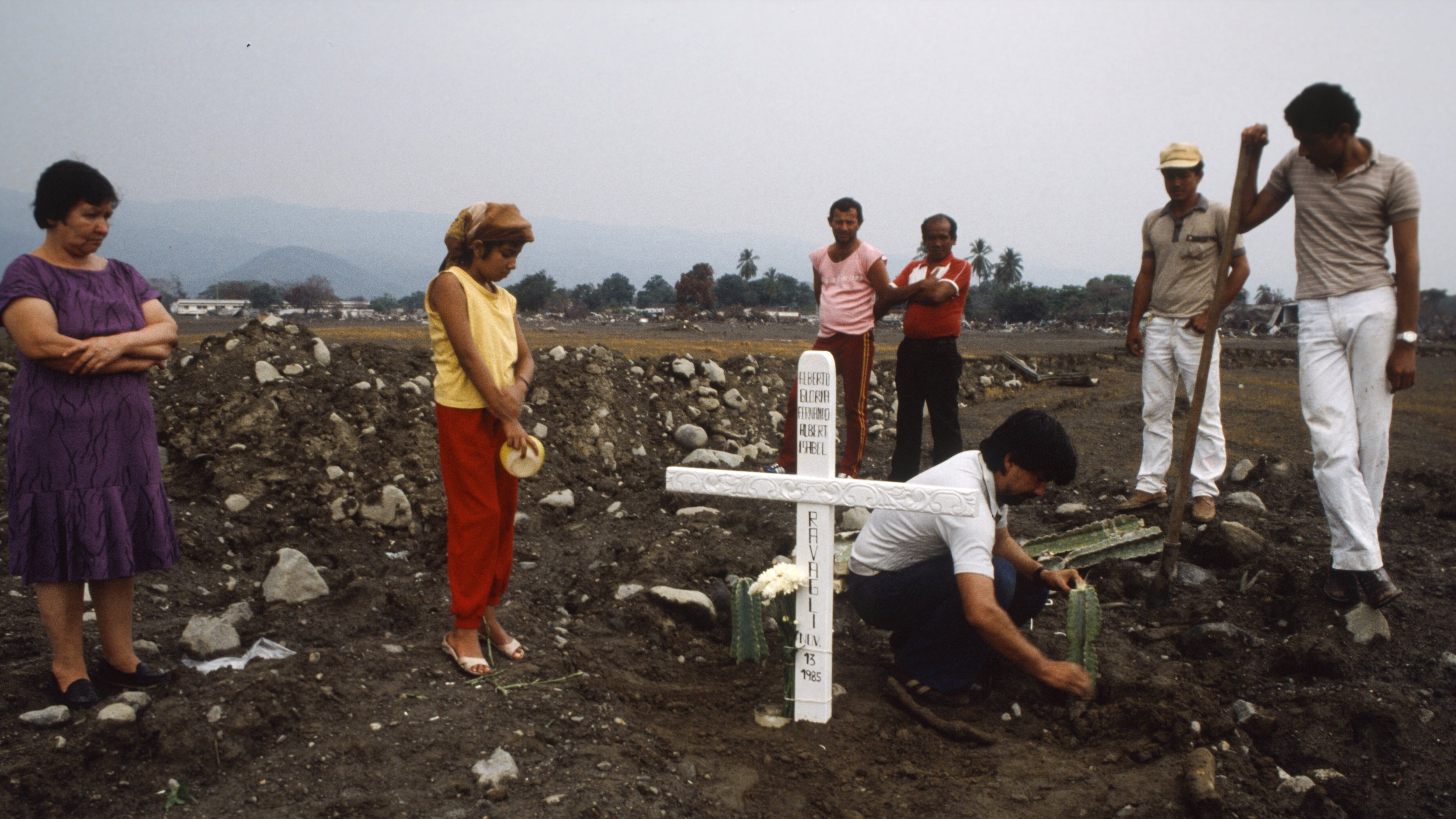 Siembra. Betty Elder.