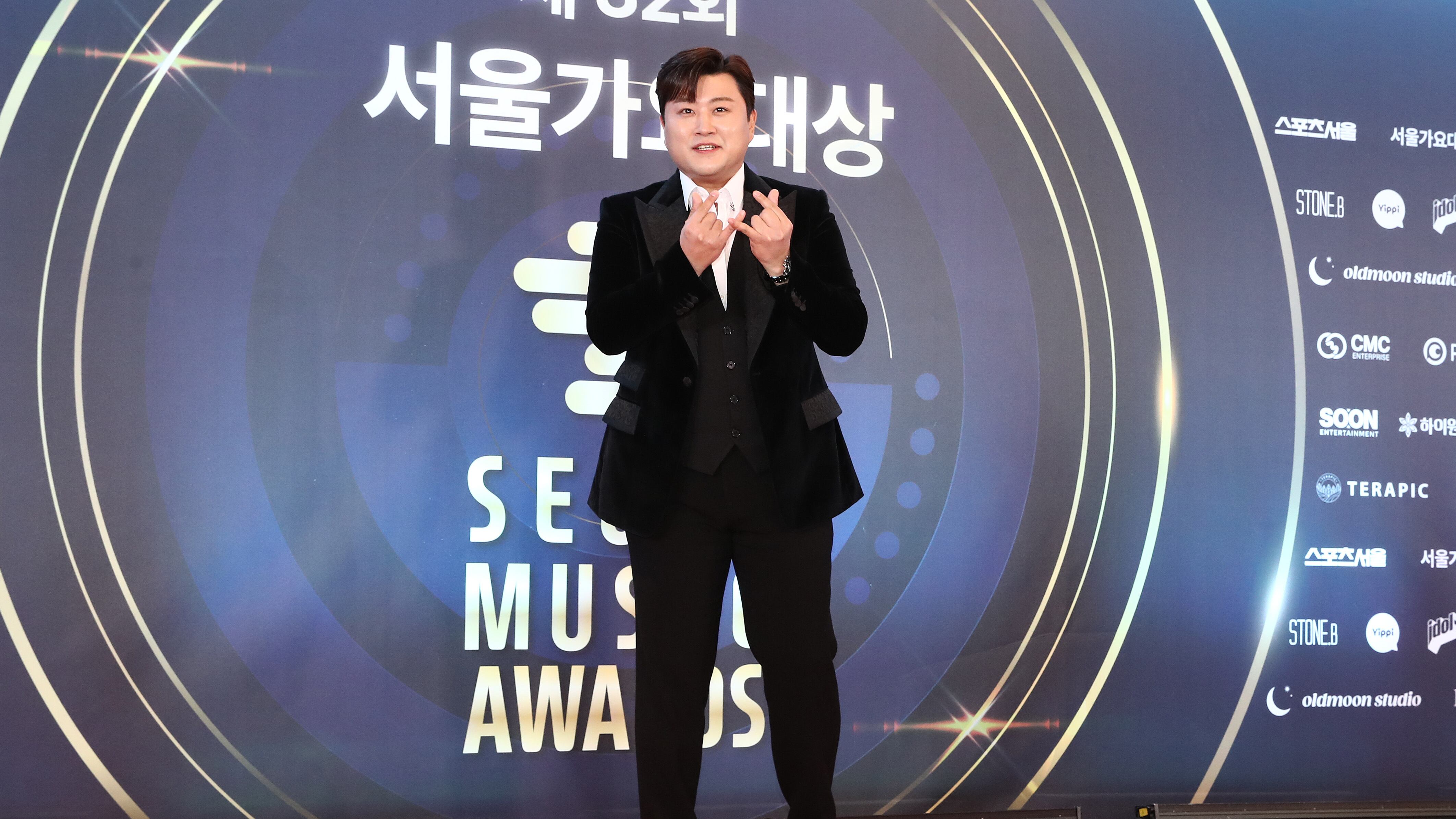 Cantante surcoreano deberá cumplir dos años de prisión por causar accidente en estado de embriaguez.