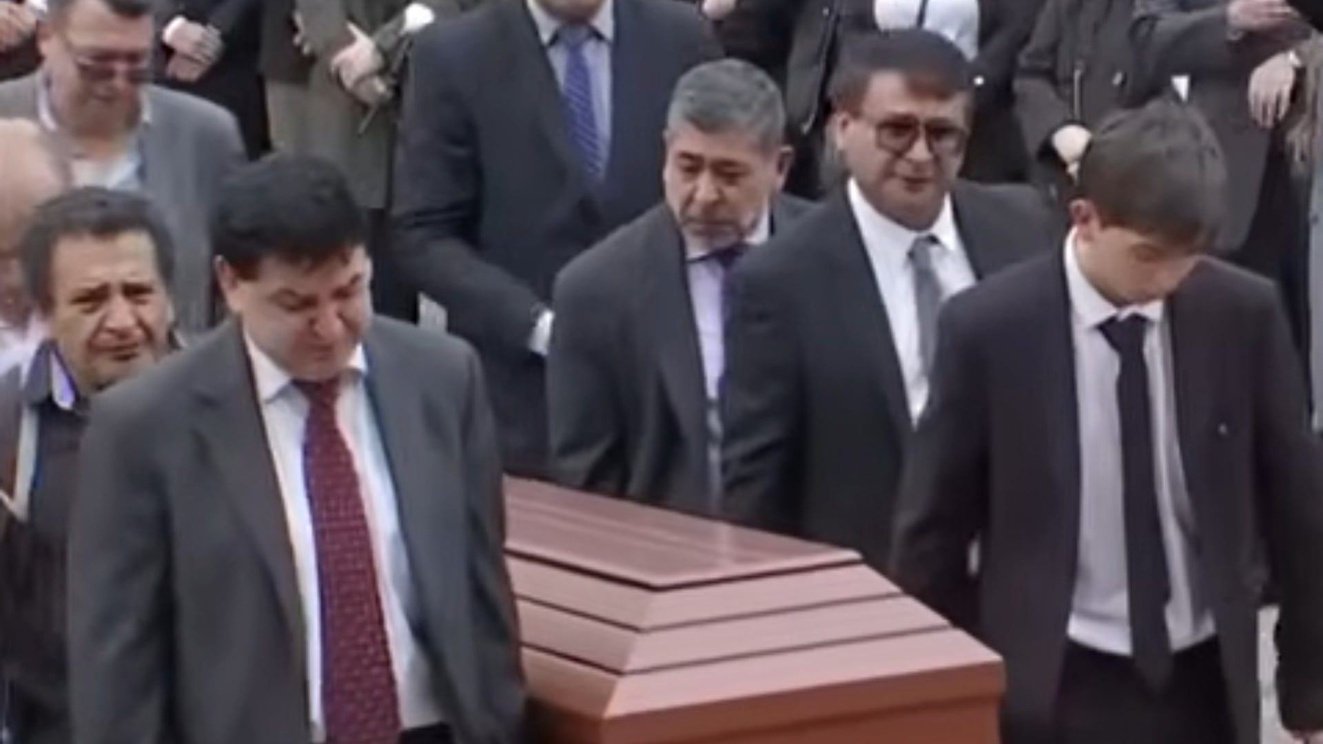 Exequias de Jaime Esteban Moreno, el joven asesinado en fiesta de Halloween.