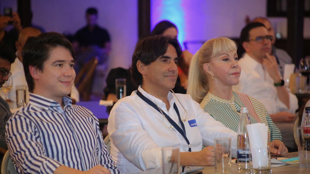 Participar en Elevara Impact Investing 2025 en Cali