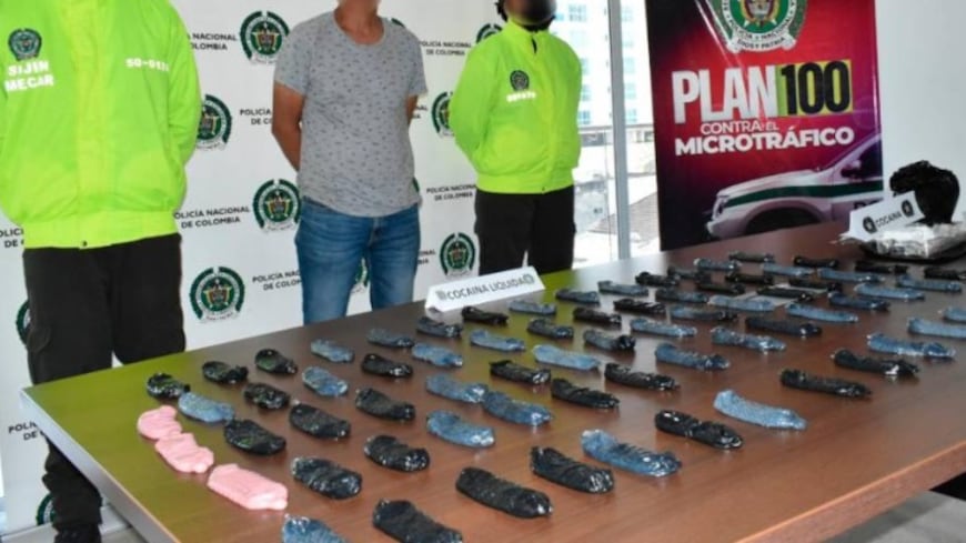 Tráfico de cocaína líquida en condones.