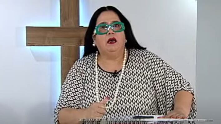 La pastora evangélica es de Puerto Rico y en unas de alocuciones despotricó con las personas de color al asegurar que ellos son los racistas.