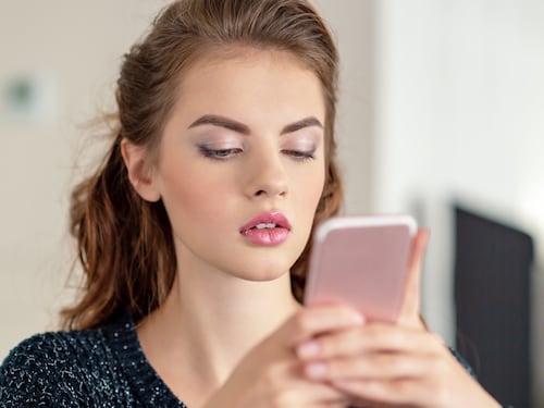 Celulares te avisarán cuando hagan captura de pantalla desde otro dispositivo