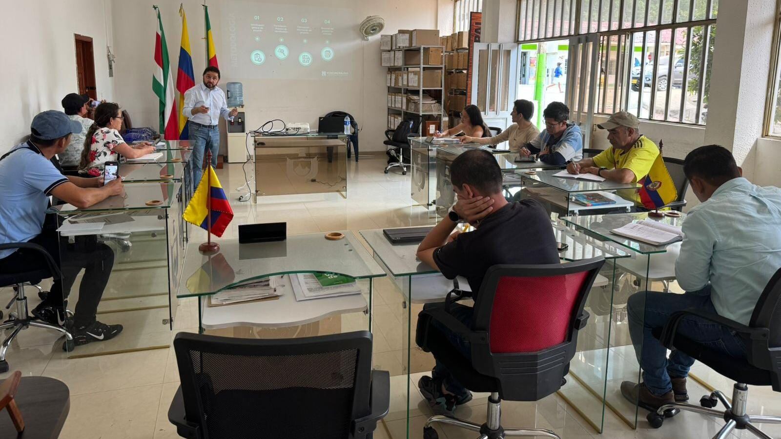 Foto Fedesmeraldas fortalece a las comunidades de Boyacá con capacitaciones para acceder al Fondo Nacional de la Esmeralda .