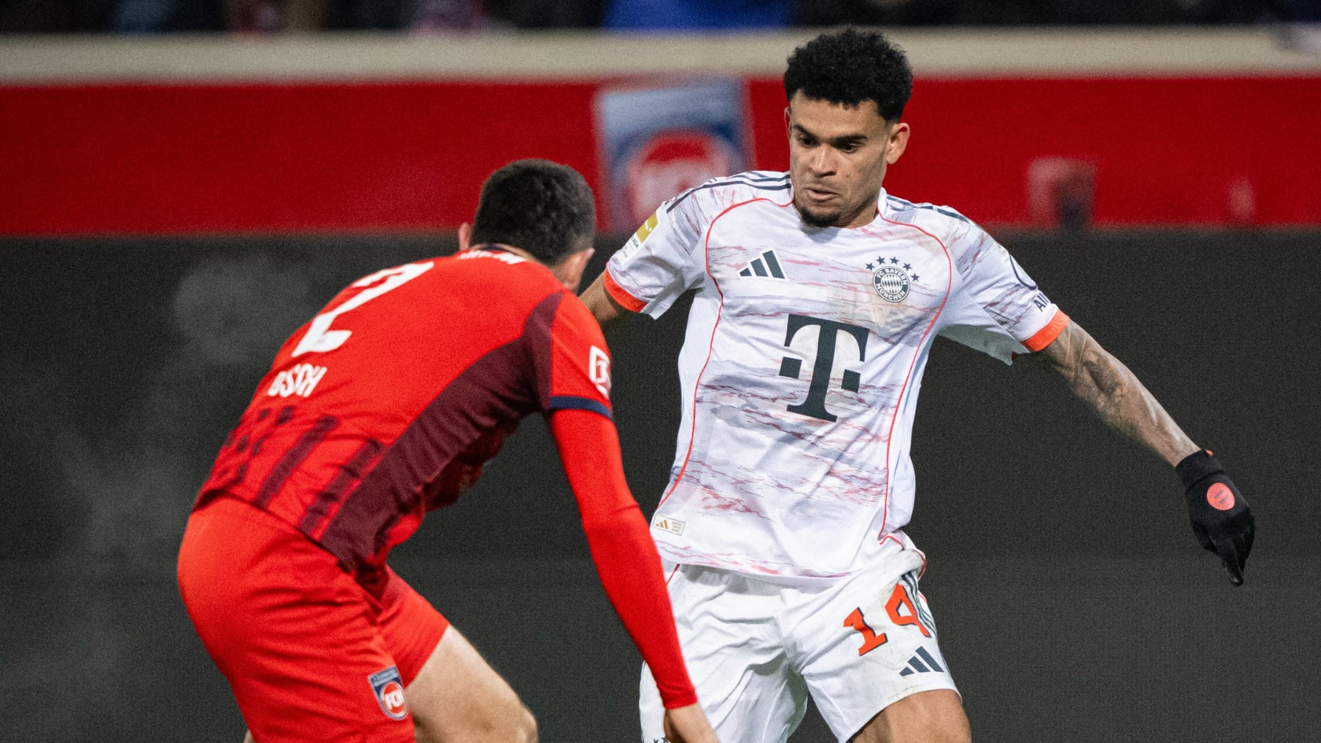 Luis Díaz nominado por partida doble en la Bundesliga al gol del año