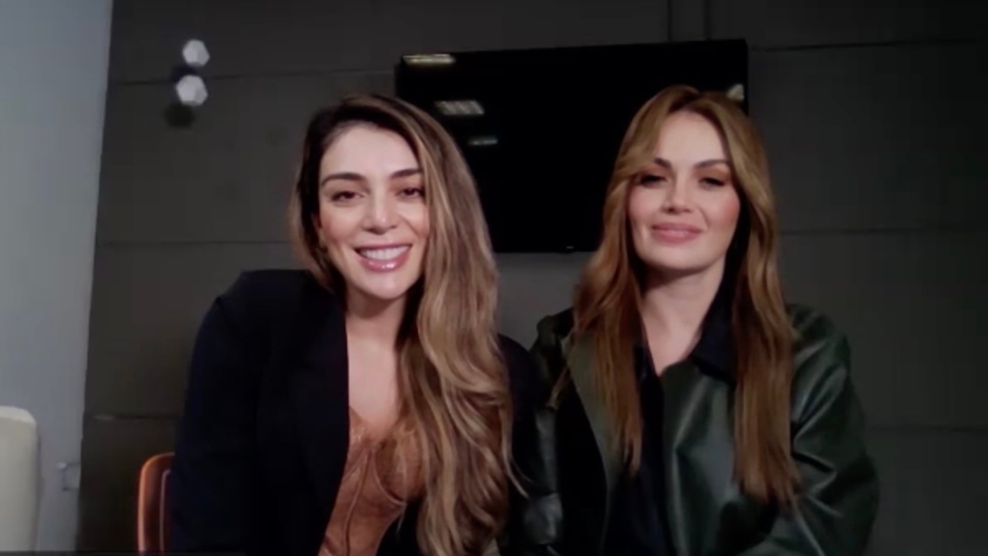 Sara Uribe y Marylin Patiño de La Casa de los Famosos