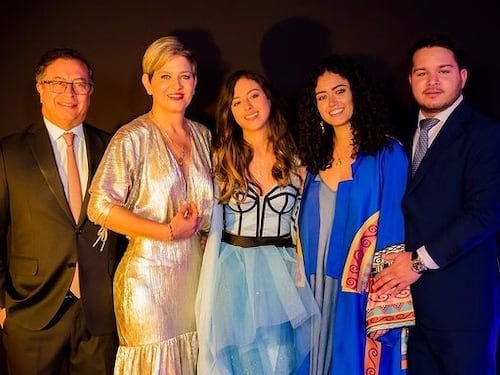 Este sería el novio de la hija menor del presidente Gustavo Petro; compartieron video juntos